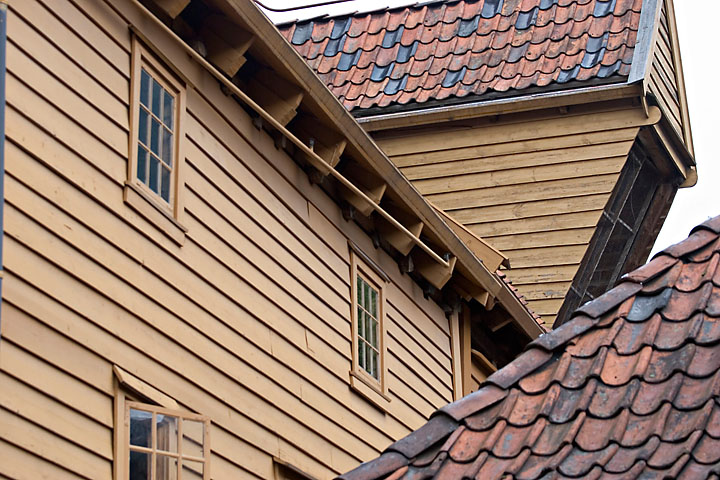 Toits et maisons de bois de Bryggen - Norvège - Bergen - juillet 2006 - Graphique