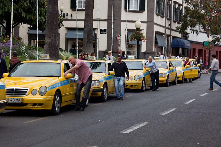 Taxis à pieds - Portugal/Madère - Funchal - avril 2009 - Graphique