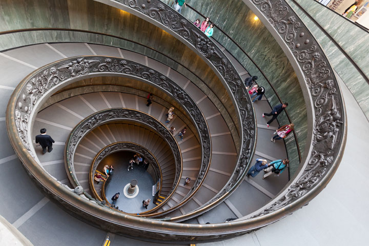 Escalier hélicoïdal de Giuseppe Momo (1932) - Italie/Nord - Vatican - avril 2013 - Graphique